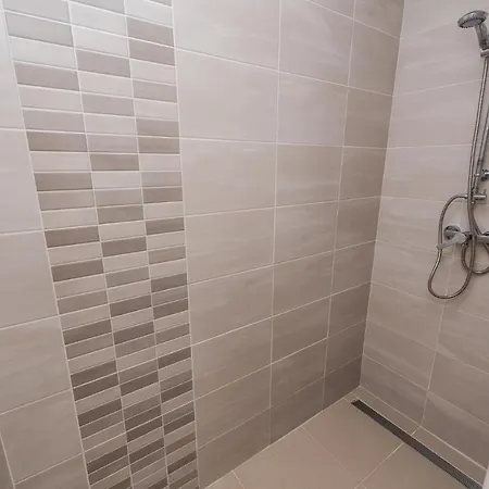 Awesome Home In Debeljak With Kitchen Debeljak