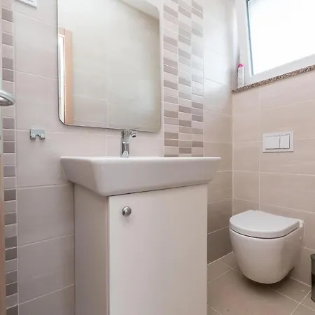 Awesome Home In Debeljak With Kitchen Debeljak