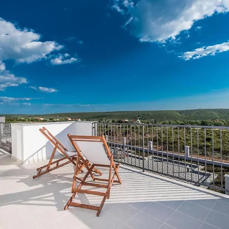 Awesome Home In Debeljak With Kitchen Holiday home *