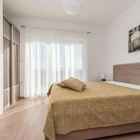Awesome Home In Debeljak With Kitchen Holiday home